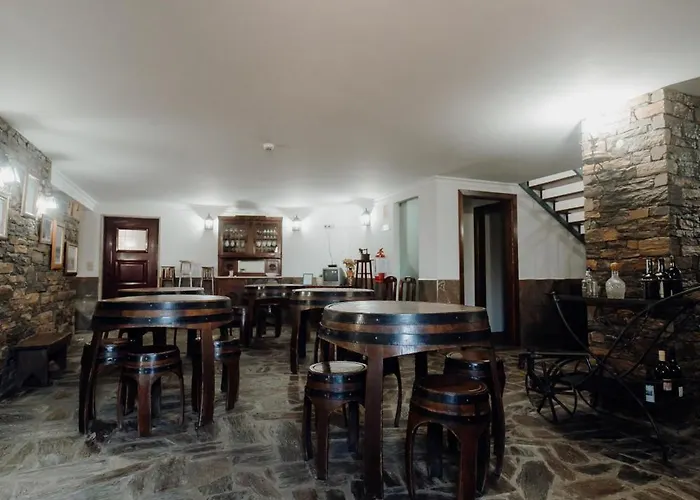 Forno House * Pereiros